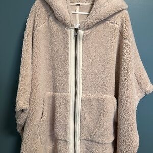 NWT- Free People Oversized Hooded Faux Sherpa Zip Up Poncho M/L